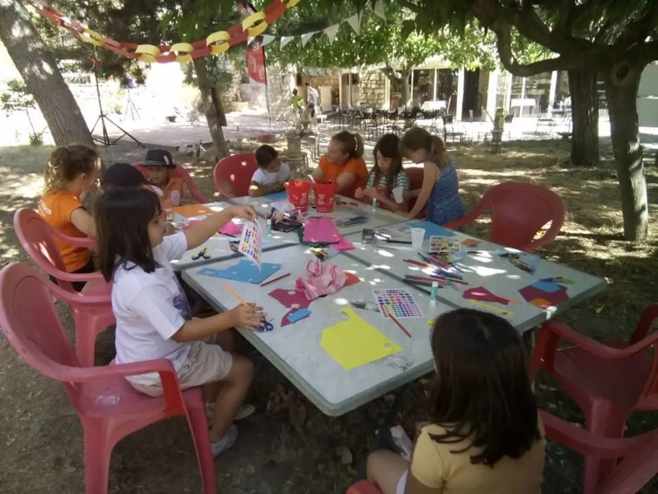 CAMPING LES TRUFFIERES***