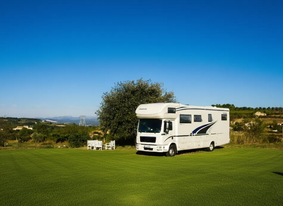 CAMPING LES TRUFFIERES***