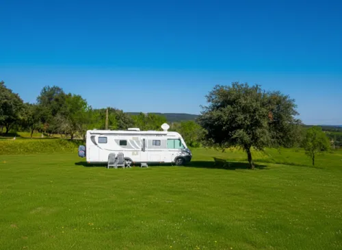 Pitch - Pitch + 1 Car + Tent , Caravan Or Camping-Car + Hot Water - image n°2 - CAMPING LES TRUFFIERES***