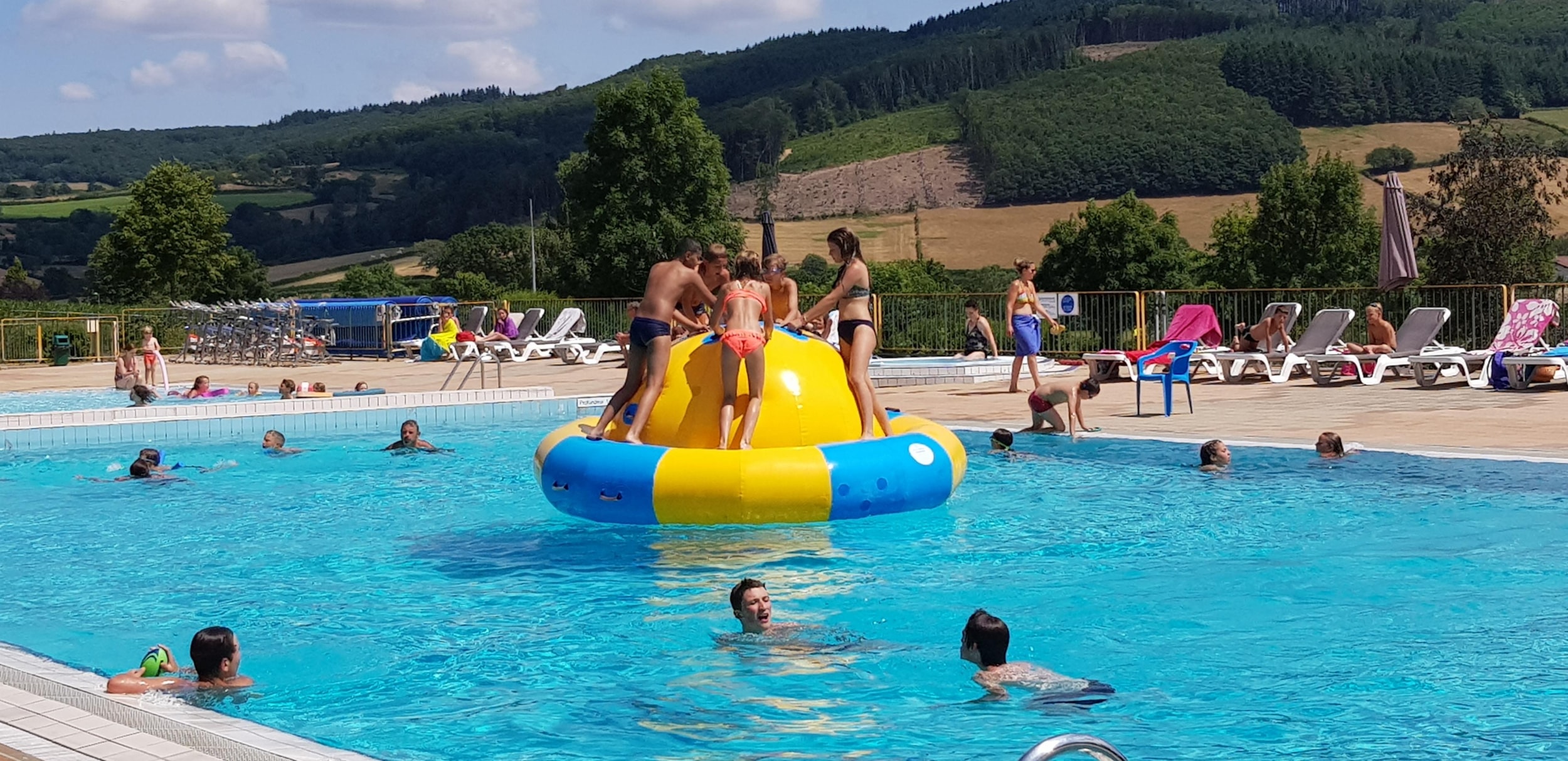 Camping de Matour — Photo 1