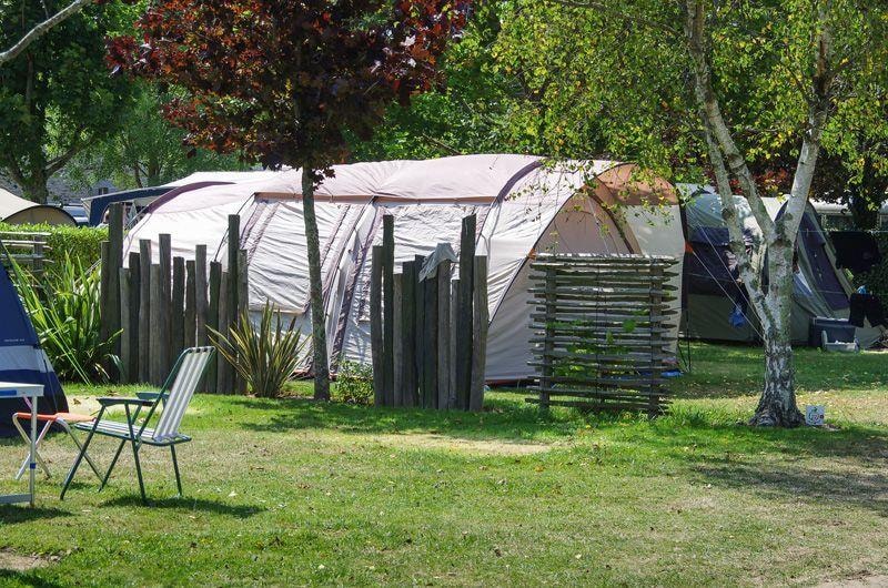 Emplacement camping + véhicule
