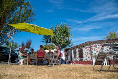 COMFORT PACKAGE 2 people + 10 A electricity + 1 vehicle — 3