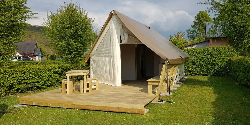 Location - Trappeur Meublée Avec Cuisine Et Sanitaires - 21M² - 2 Chambres - - Camping Risle et  Seine - Domaine des Etangs