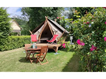 Mietunterkunft - Canvas-Bungalow Moorea - 2 Einzelbetten - Terrasse - Camping Risle et  Seine - Domaine des Etangs