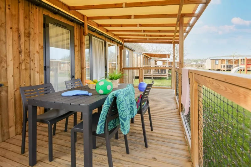 Mietunterkunft - Mobilheim Resort Top Presta Placette - 3 Schlafzimmer 32M² - Clico Chic - Camping L'Orée d'Azur