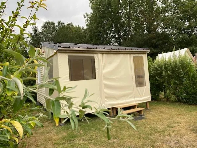 Accommodation - Tithome - 2 Bedrooms - Without Toilet Blocks - Château des Tilleuls