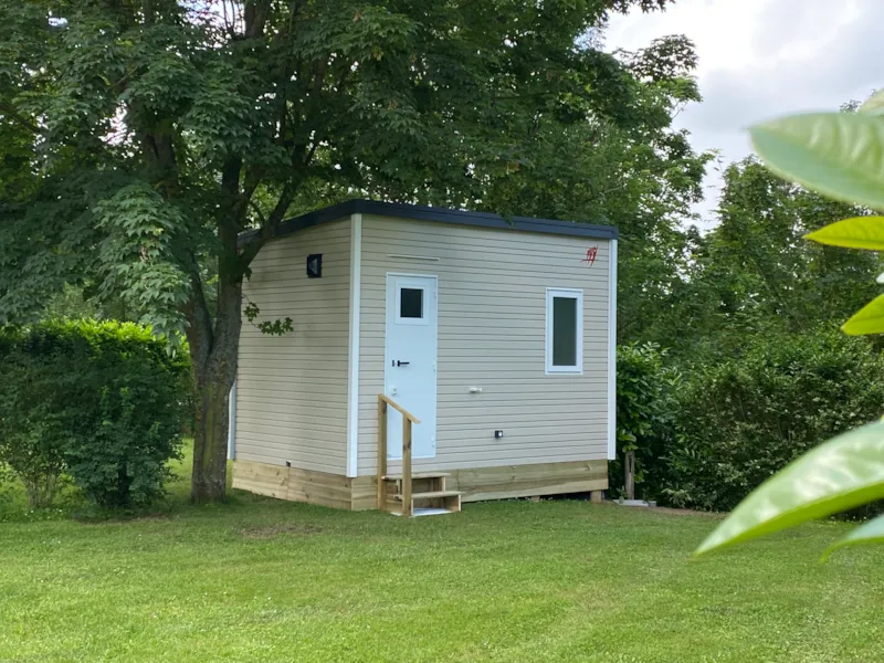 Emplacement Camping Vip Avec Sanitaire Individuel Et Privatif