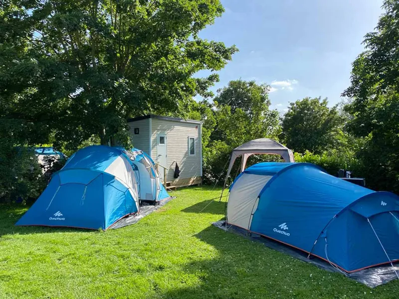 Emplacement Camping Vip Avec Sanitaire Individuel Et Privatif
