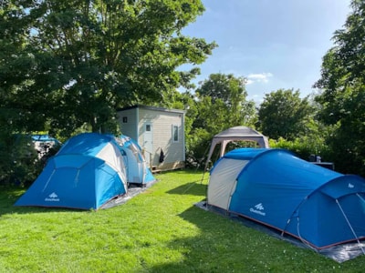 Pitch VIP with individual and private sanitary facilities