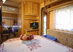 Accommodation - Caravan - Heating (Extra Fees Heating/Electricity) - Camping Catinaccio Rosengarten