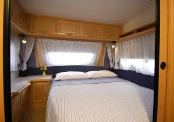 Mietunterkunft - Grosser Wohnwagen - 2 Erwachsene + 2 Kinder - Heizungskosten Zusätzlich (Winter) - Camping Catinaccio Rosengarten