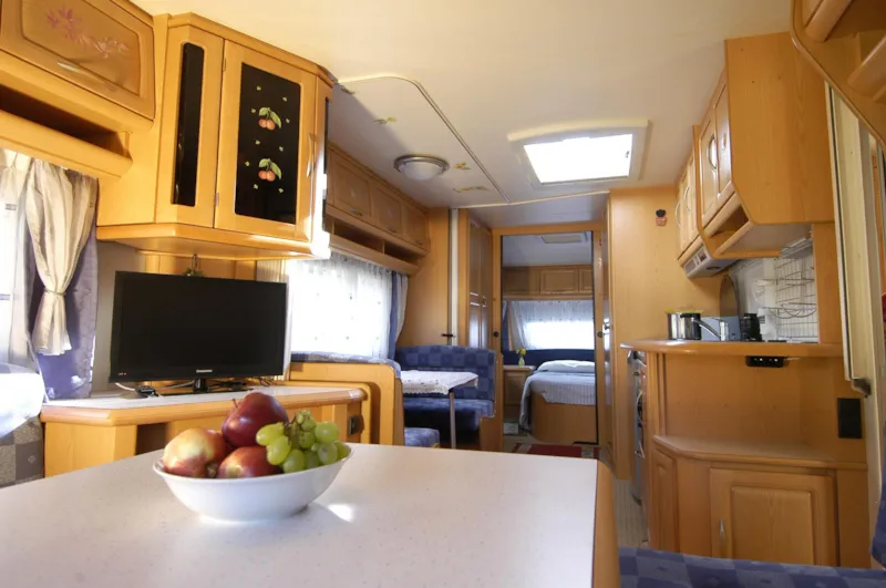 Caravane Familiale - 2 Adultes + 2 Enfants - Chauffage En Sus (Hiver)