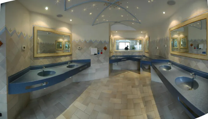 (Area 1/5/6)  Emplacement Camping-Car / Tent Grand