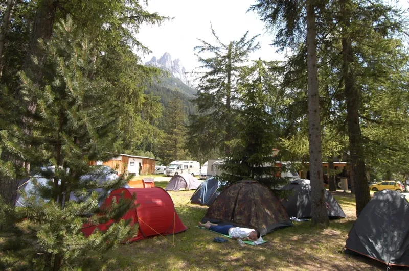 (Area 5) Small Emplacement Tente 3X3m Avec Moto