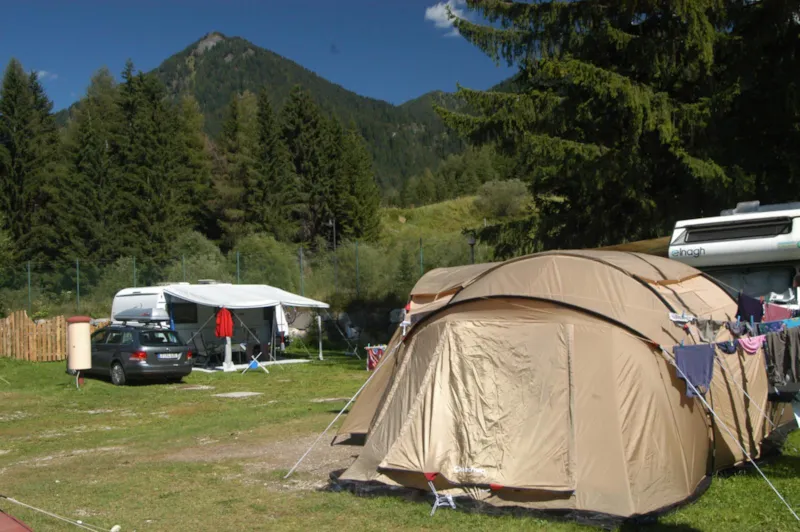 (Area 1/5) Basic Emplacement Tente 3X3m/Airtent Avec Voiture