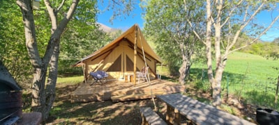 LODGE EVASION — 2