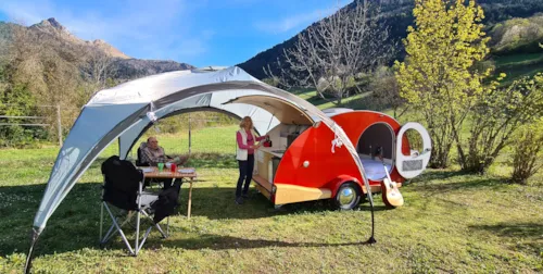 Location - Caravane Vintage  Mydrop Sur Place - image n°3 - Camping Belle Roche