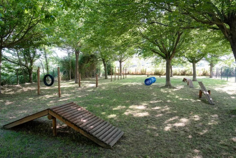 Club del Sole Stork Family Collection