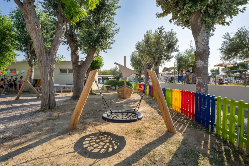Club del Sole Stork Family Collection