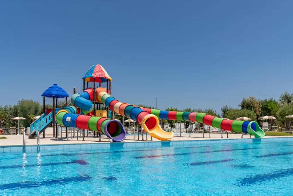 Club del Sole Stork Family Collection