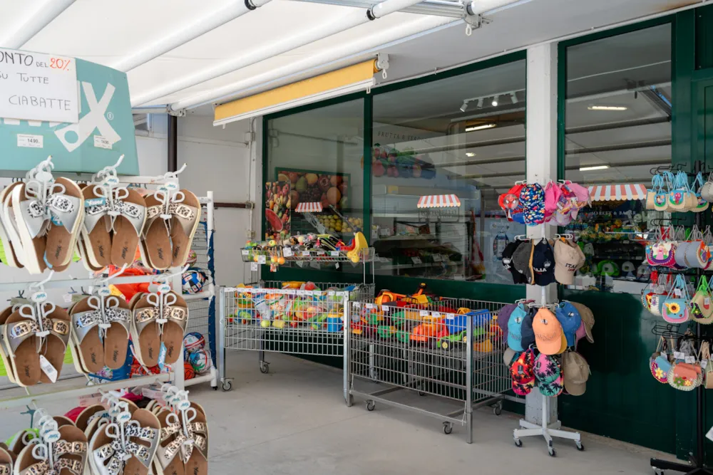 Club del Sole Stork Family Collection