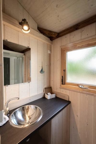 Trapper Cabin — 5