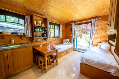 Self-catering luxury gipsy home — 4
