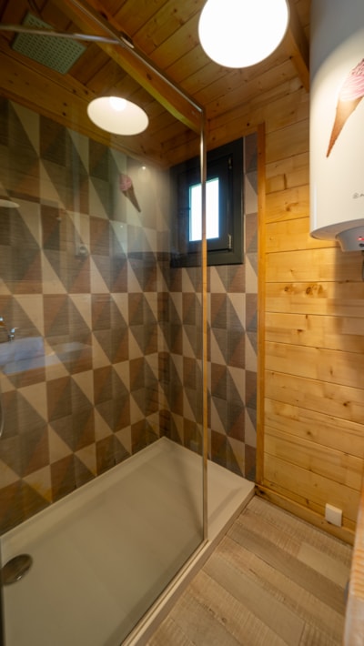 Hansel's Hut — 7