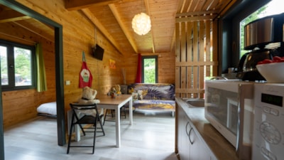 Hansel's Hut — 6