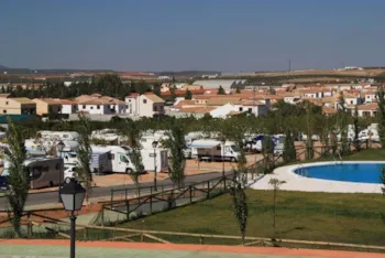 Stellplatz - Stellplatz Mit Strom - Camping La Sierrecilla