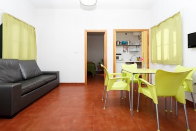 Bungalow — 3