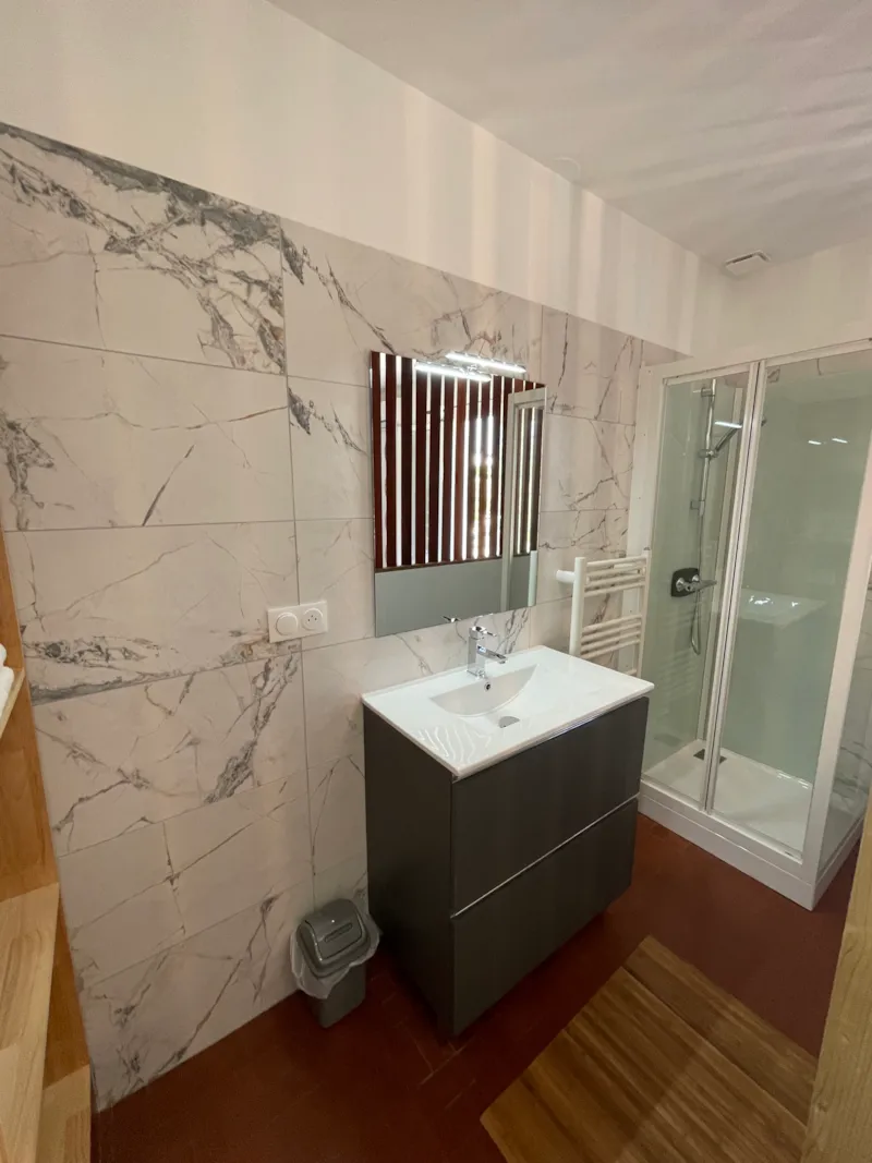 Villa Dans Le Camping Jacuzzi Privatif, Ménage Inclus, Lits Faits, Bbq, Vélos...