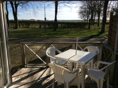 Mobilhome N°6  -CONDITIONING - 2 bedrooms cabin - Terrace — 3