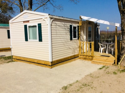 Mobilhome N°11 - 2 bedrooms - Terrace — 1