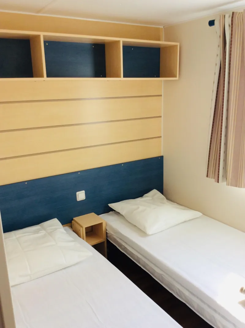 Mobilhome N°11 - 2 Chambres - Terrasse
