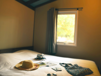 Lodge VIP Premium  34m² - 2 bedrooms + TV + sheets + towels + 11m² covered terrace — 6