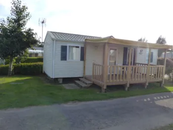 Mietunterkunft - Mobilheim 3 Zimmer - Confort - Terrasse - 6 P - 37M² - Camping de La Roche Percée