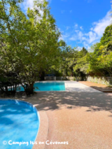 Foto #14 van Isis En Cévennes