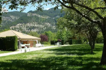 Stellplatz - Stellplatz : Zelt, Wohnwagen, Wohnmobil  + 1 Auto - Camping Les Foulons