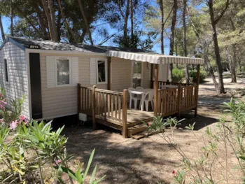 Mietunterkunft - Mobilheim Confort 32M² (3 Zimmer) Clim Halbüberdachte Terrasse - Camping Lou Paradou