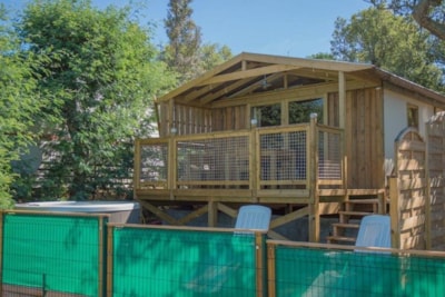 the Sweet Premium lodge cabin - 43m² (2 bedrooms) - semi-covered terrace - jacuzzi — 2
