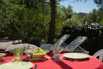 Petite Maison Confort + 40M2 (1Chambre) - Climatisé