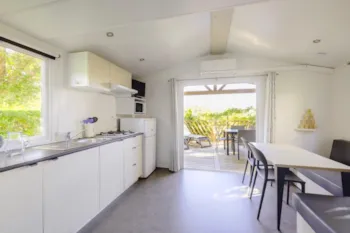 Mietunterkunft - Loggia Bay Confort + 30 M² (2 Zimmer) - Klimaanlage Blick Auf Die Weinberge - Camping La Rouillère