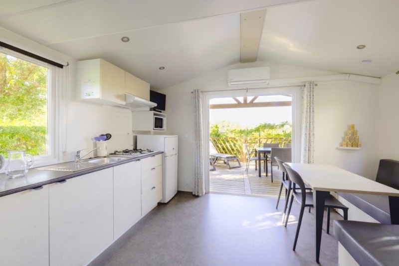 Loggia Bay Confort + 30 m² (2 slaapkamers) - airconditioning uitzicht op de wijngaarden