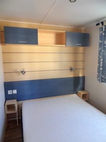 Air-conditioned mobile home + Tv model — 5