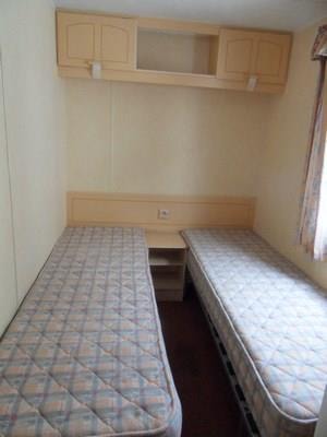 Air-conditioned mobile home + Tv model — 6