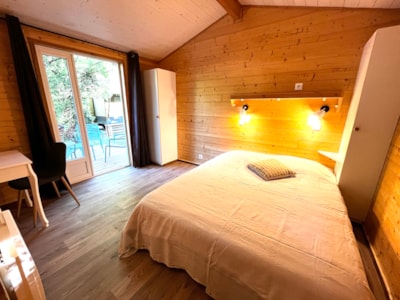 Chalet Prestige - 30m² - 2 bedrooms - 10m² covered terrace - — 6