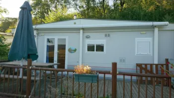 Mietunterkunft - Mobilheim Fleurette 26 M² + Terrasse 14M² - 2 Zimmer - Tv - Camping Le Panoramique 