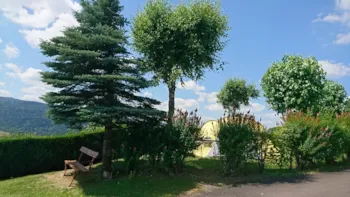 Stellplatz - Stellplatz: Auto + Zelt/Wohnwagen Oder Wohnmobil - Camping Le Panoramique 