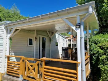 Mietunterkunft - Mobilheim Verveine N° 56 Von 25 M² + Terrasse Von 15 M² - 2 Zimmer - Tv - Geschirrspüler - Camping Le Panoramique 